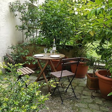 Ferienwohnung Les Carres Versailles Exterior foto