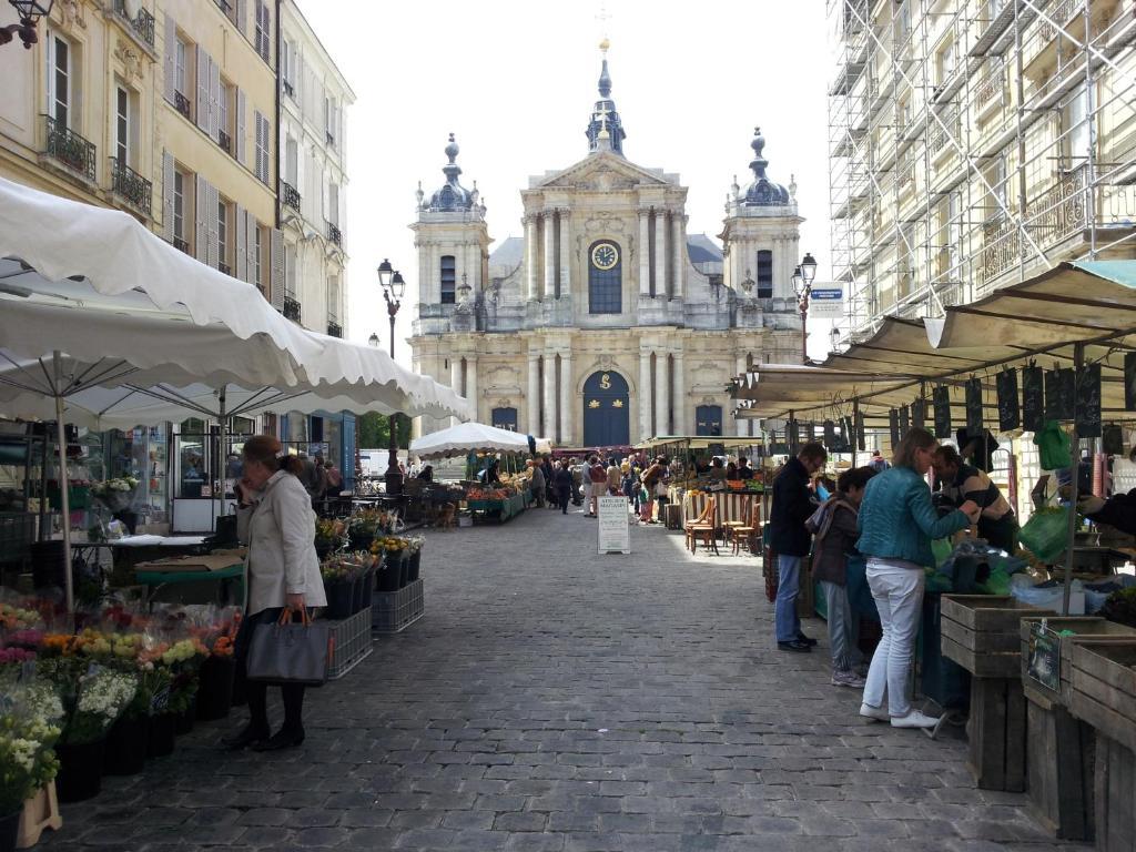 Ferienwohnung Les Carres Versailles Exterior foto